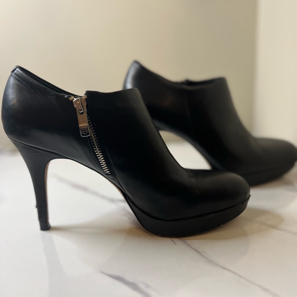 Vince Camuto black leather booties